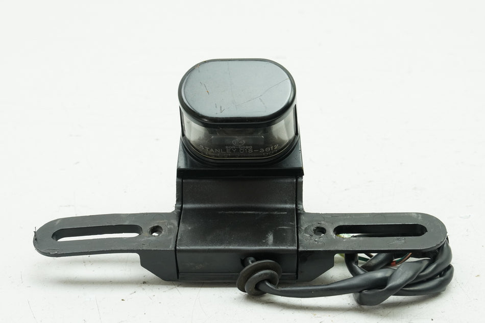 Soporte de matrícula e iluminación de matrícula HONDA XR 125 L JD19