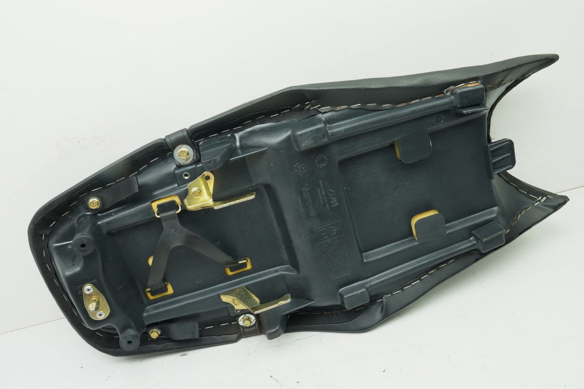 TRIUMPH TT 600 806AD Sitzbank tiefer abgepolstert Sitz 2303740