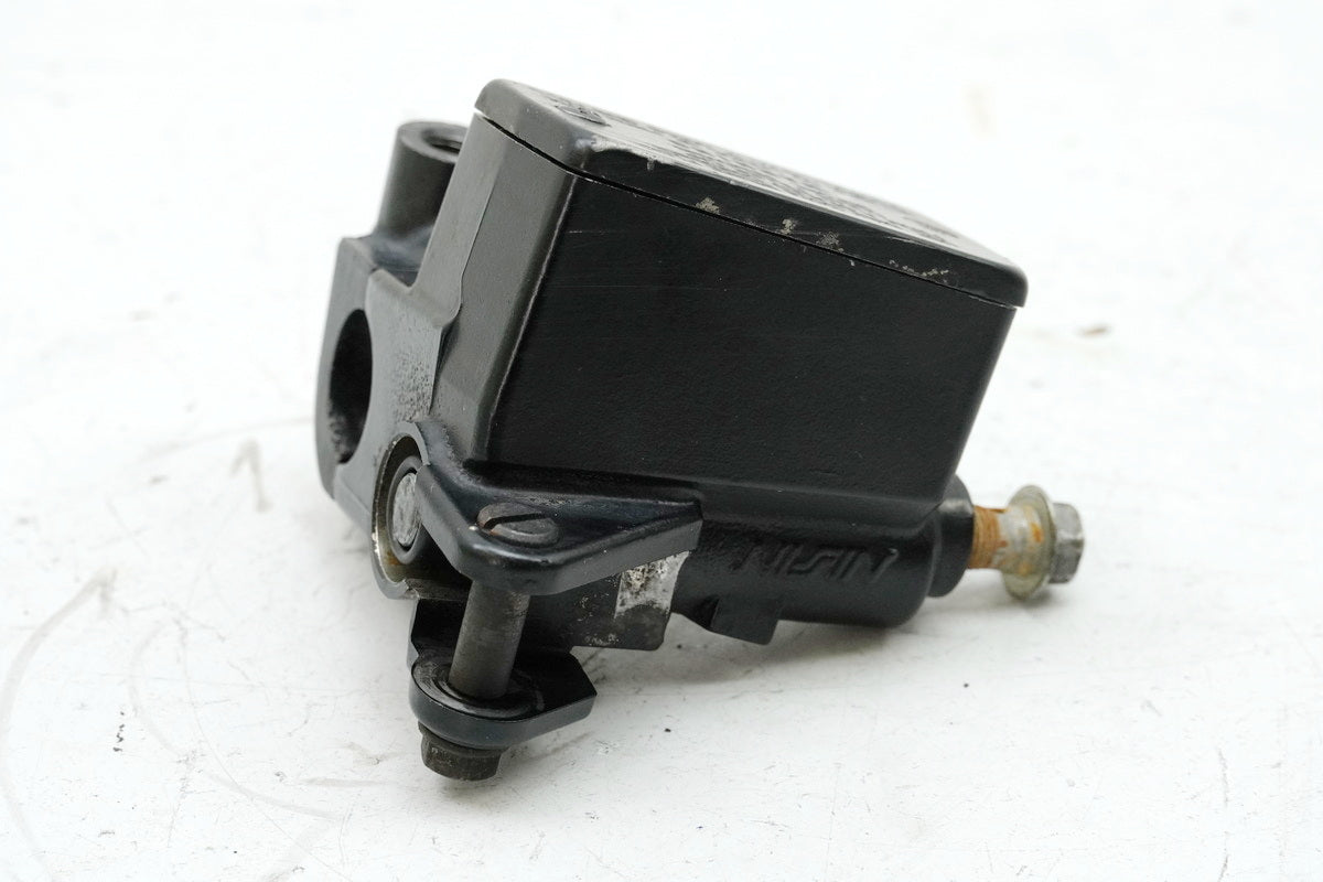 SUZUKI GSF 400 GK75B Bandit Bremszylinder vorn Bremspumpe Hauptbremszylinder