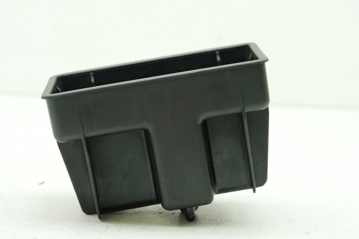 PIAGGIO SFERA 50 C01 Caja de batería Soporte Batería Compartimento de batería