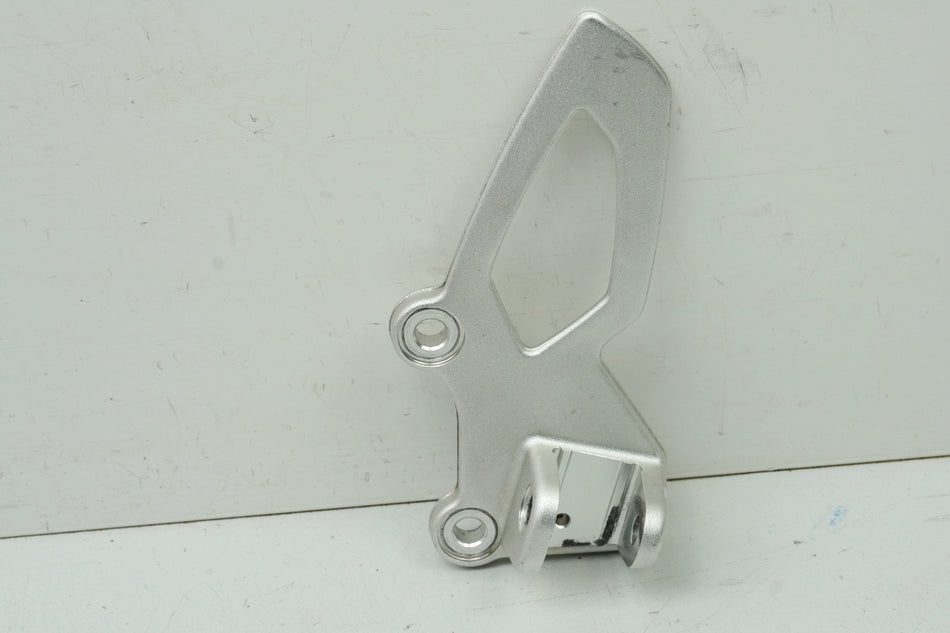 BMW R nine T Urban G/S 0J41 Fußrastenträger Fahrer links Fußrastenplatte Halter