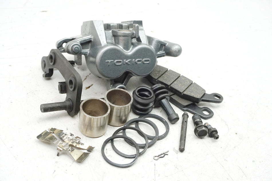 KAWASAKI ZR7 ZR750F Pinza de freno trasera Pistón de freno Pastillas de freno