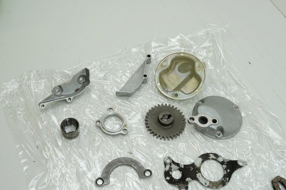 SUZUKI GSF 400 GK75B Bandit Schrauben Kleinteile - für Motor