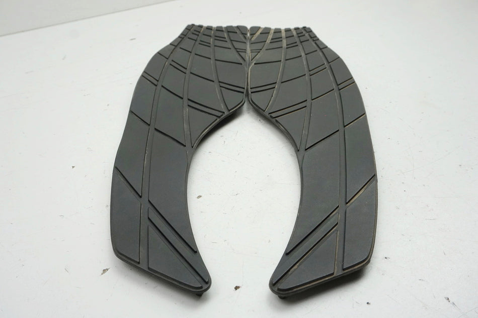 SUZUKI UH 125 BP BURGMAN K2-K6 Gomas Reposapiés Cubierta Plataforma