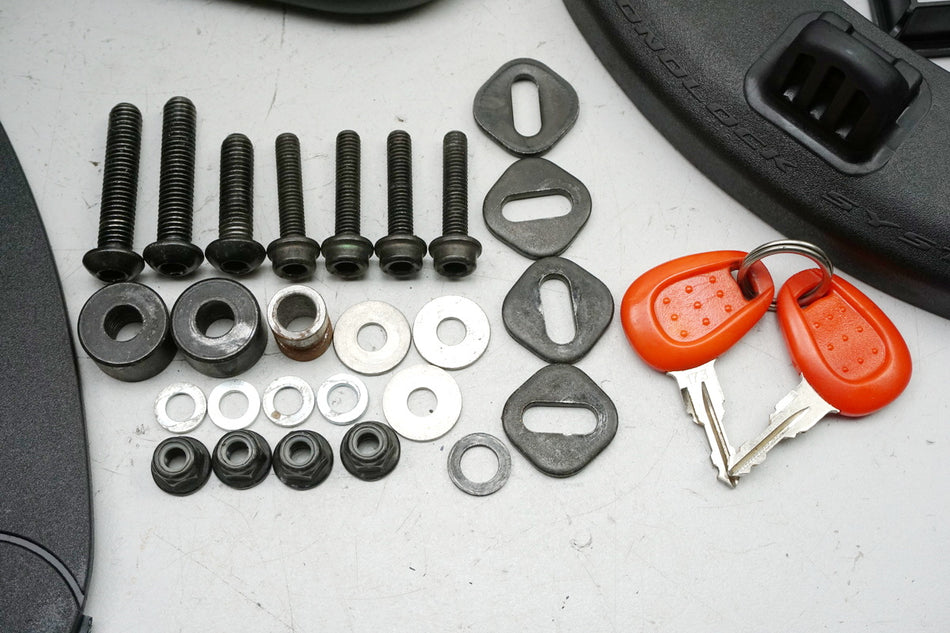 SUZUKI UH 125 BP BURGMAN K2-K6 GIVI Topcase Halteplatte Gepäckbrücke Träger