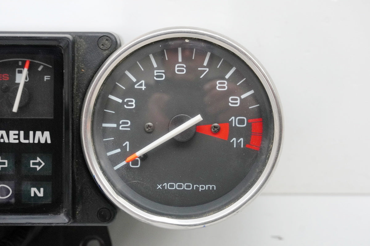 DAELIM VS 125 Cuentakilómetros Salpicadero Instrumentos Tacómetro Velocímetro 13867 km