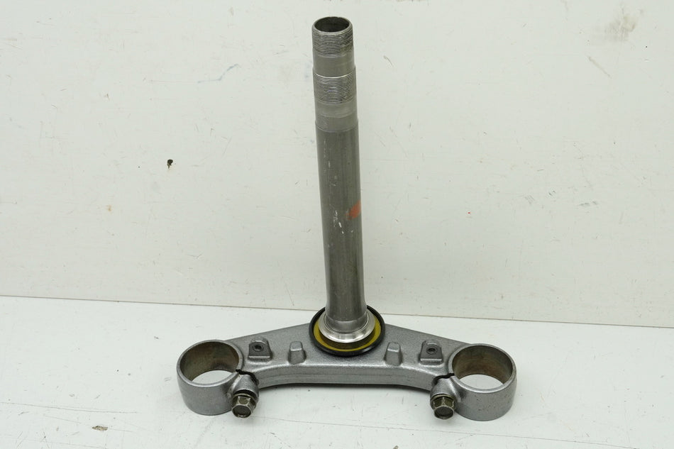 HONDA NTV 650 RC33 REVERE Lower Triple Tree Yoke (for Fork Tube Stanchion)