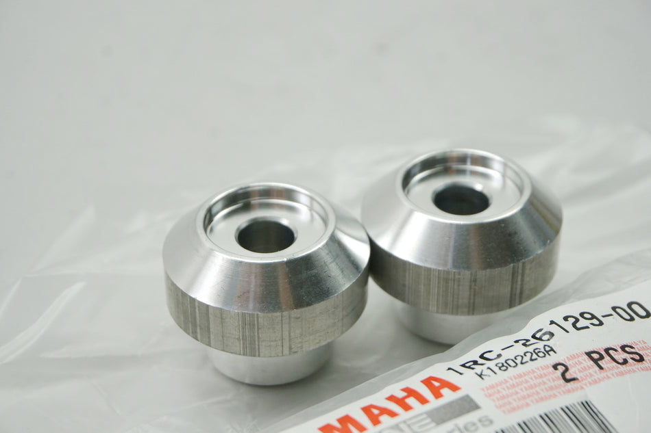 Yamaha Handlebar Ends Original 1RC-26129-00 MT09 - NEW