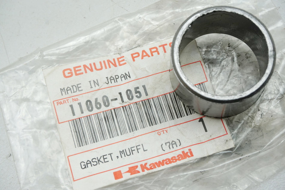 Kawasaki Junta de escape colector original 11060-1051 GT GPZ Z ZX - NUEVA