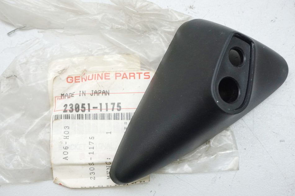 Kawasaki Halterung Blinker vorne rechts Halter original 23051-1175 GPZ ZX - NEU
