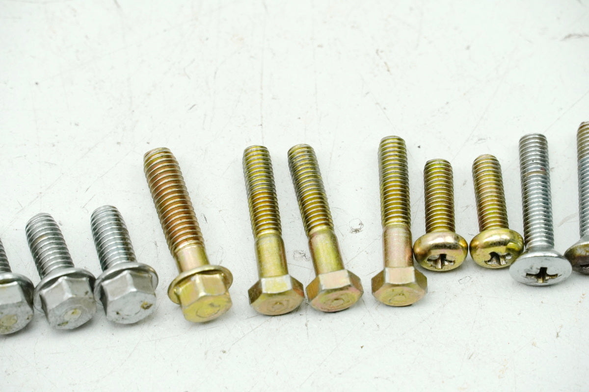 KYMCO ZING 125 RFBRF25A Schrauben Limadeckel Stator Motordeckel für Motor 8785km