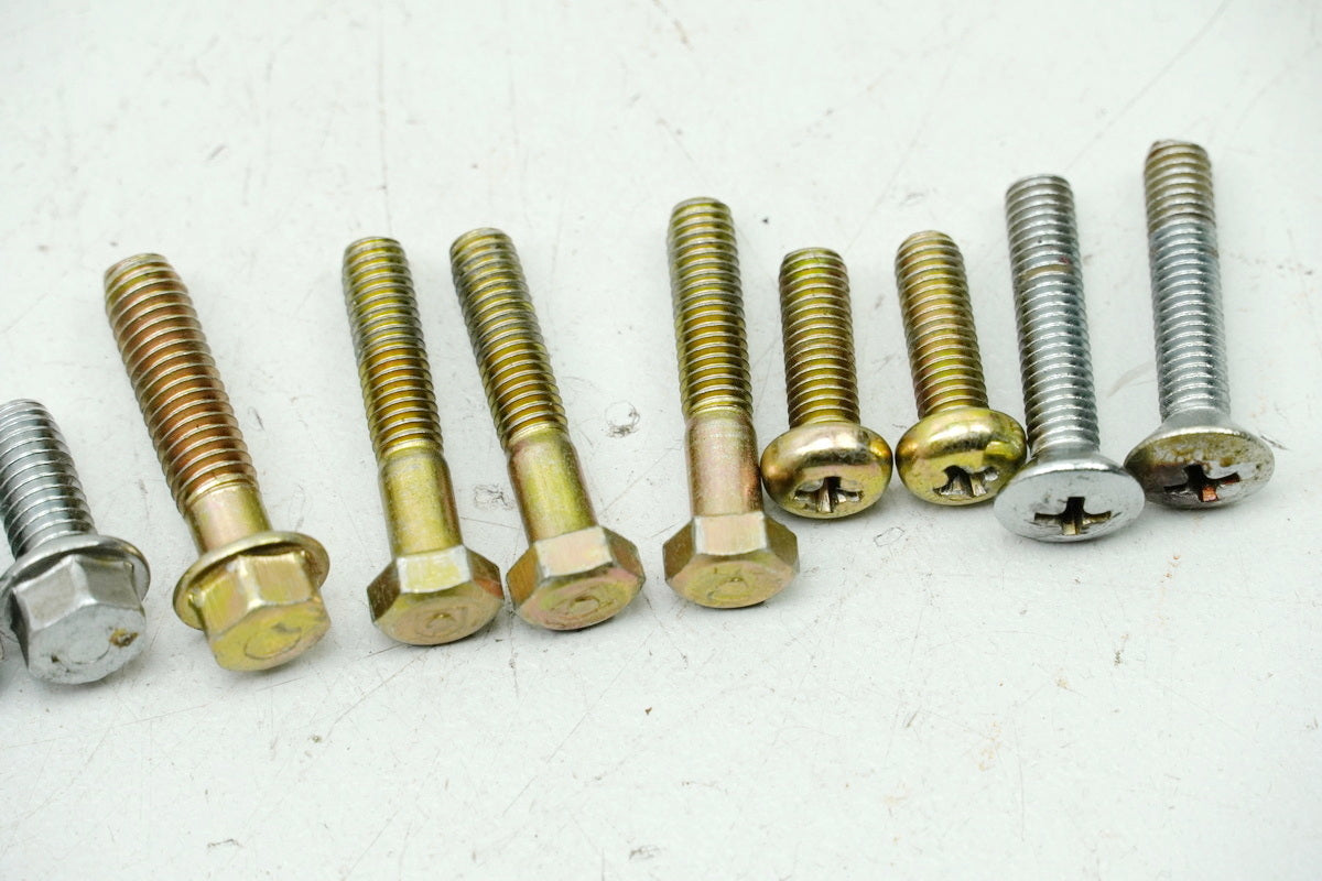 KYMCO ZING 125 RFBRF25A Schrauben Limadeckel Stator Motordeckel für Motor 8785km