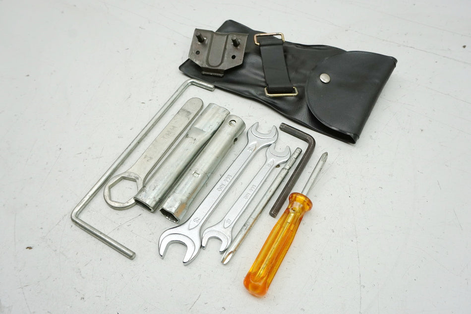 SUZUKI UH 125 BP BURGMAN K2-K6 On-Board Tool Kit Tools