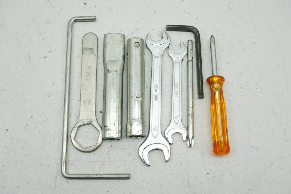 SUZUKI UH 125 BP BURGMAN K2-K6 On-Board Tool Kit Tools
