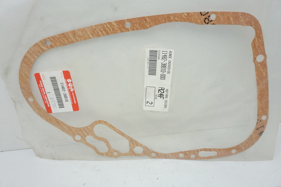 Junta tapa de embrague Suzuki 11482-38B10 original VL1500 VS1400 - NUEVO