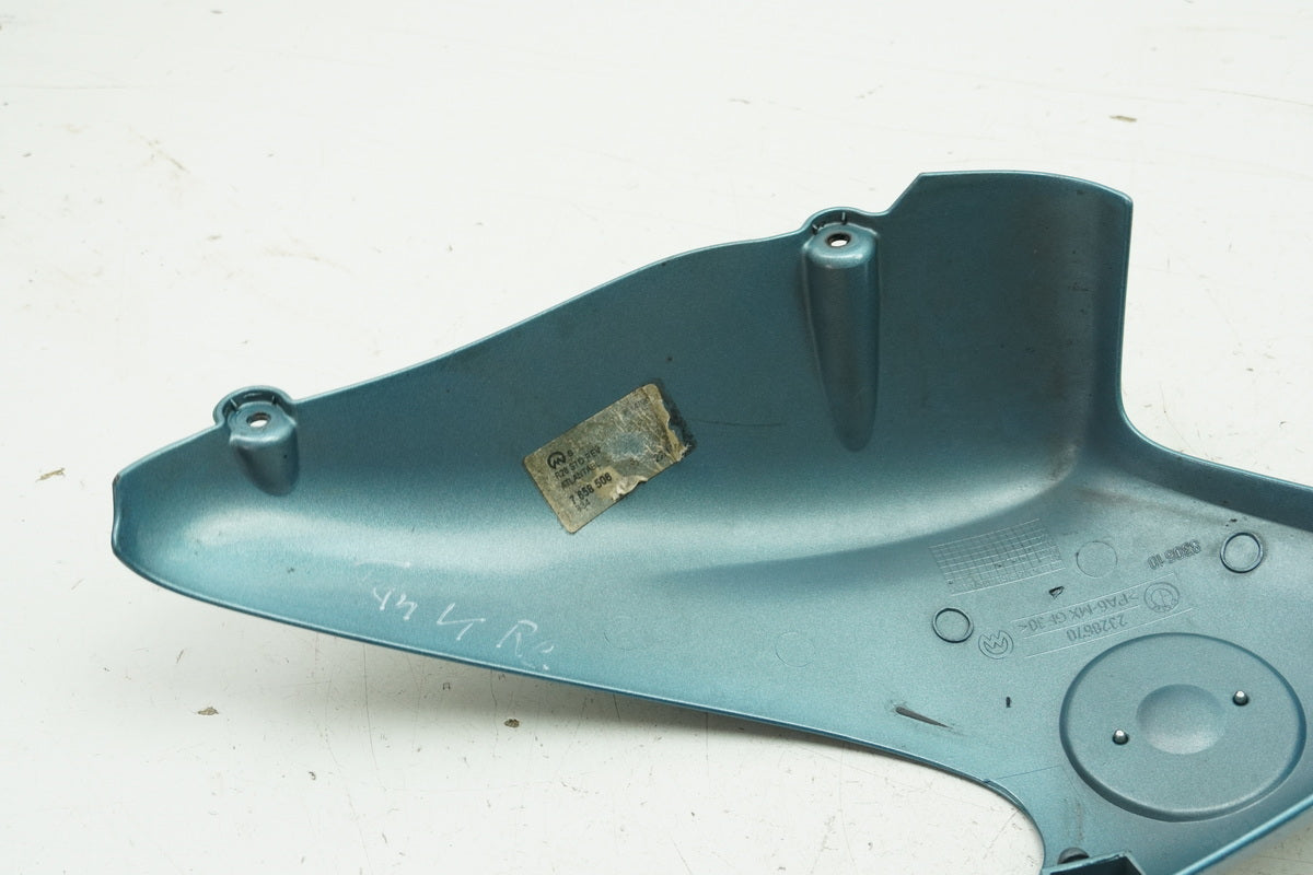 BMW R 1150 R R21 Fairing Oil Cooler Right Cover Oil Cooler Trim Emblem