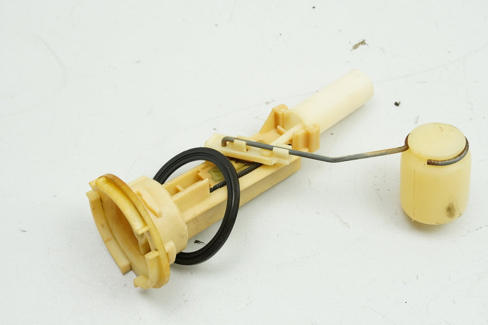 PIAGGIO SFERA 50 C01 Indicador de nivel de combustible Sensor de depósito Indicador de combustible Indicador Nivel
