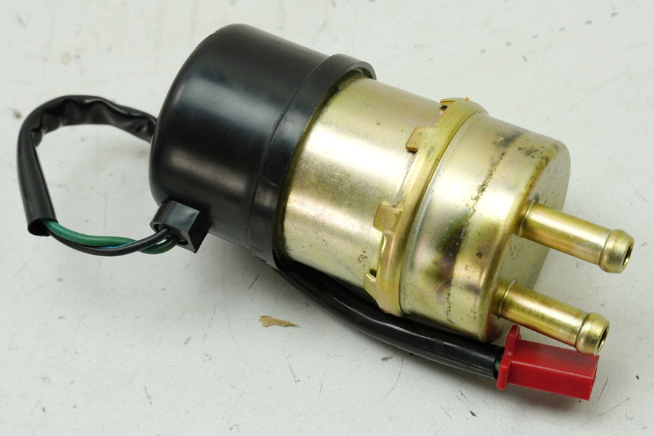 HONDA NTV 650 RC33 REVERE Bomba de gasolina original Bomba de combustible Mitsubishi