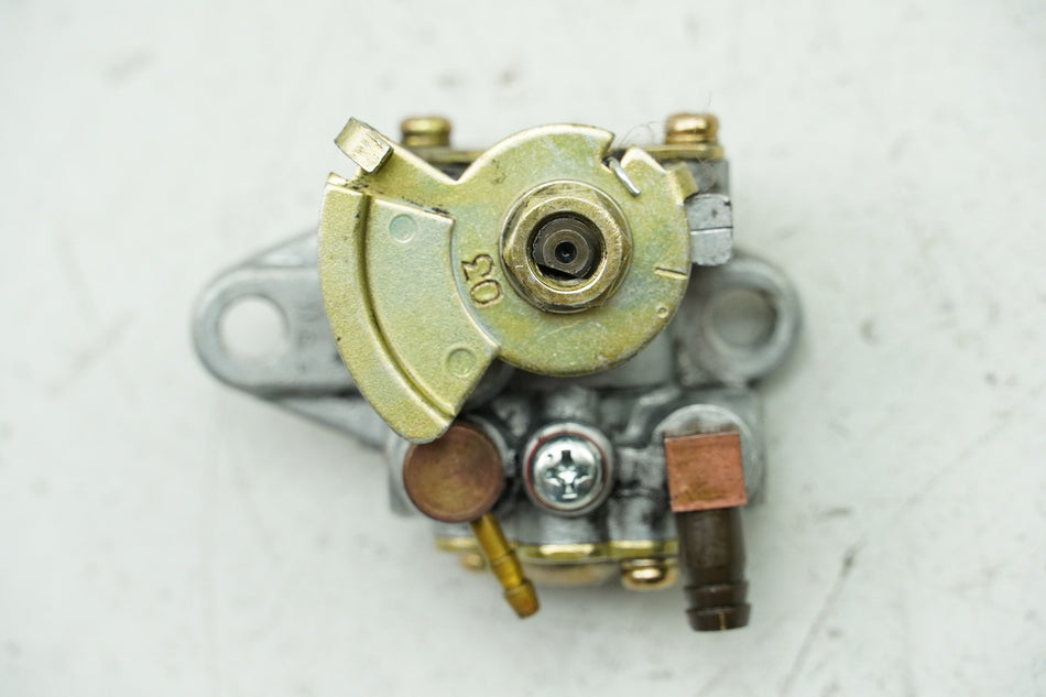 PIAGGIO SFERA 50 C01 Bomba de aceite (para motor)