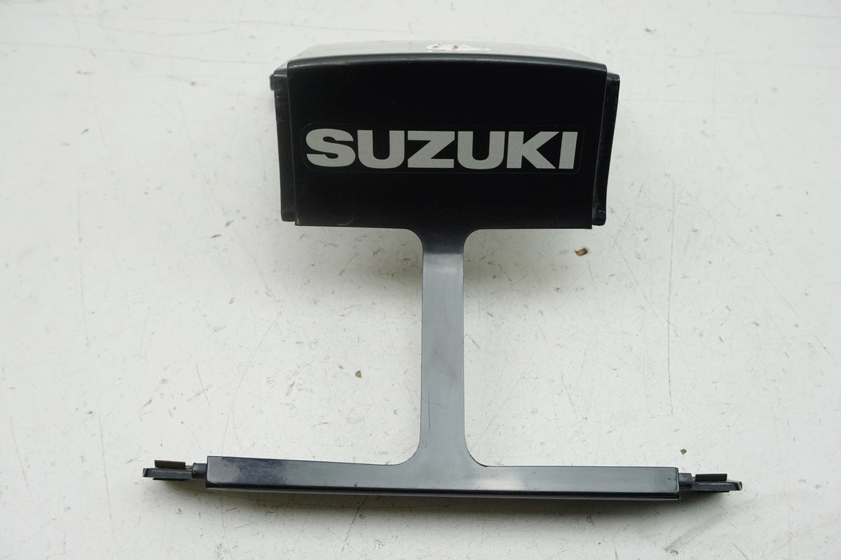 SUZUKI GSX-R 1100 GV73 Heckverkleidung mitte Abdeckung Cover Blende Lampe 91-92