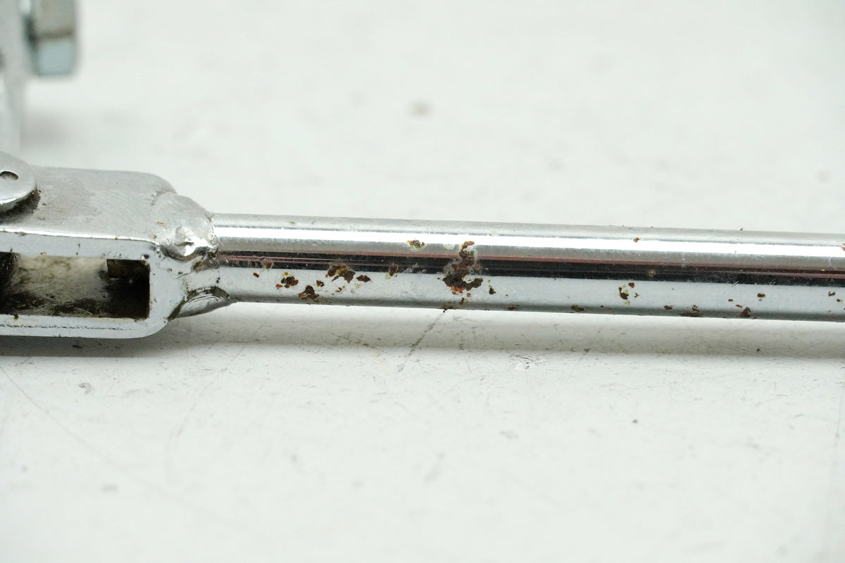 DAELIM VS 125 TORQUE ARM BRAKE STAY