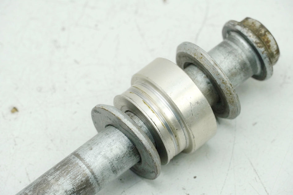 BMW F 650 GS E650G R13 Steckachse hinten Achse Distanzhülse (Felge Hinterrad)