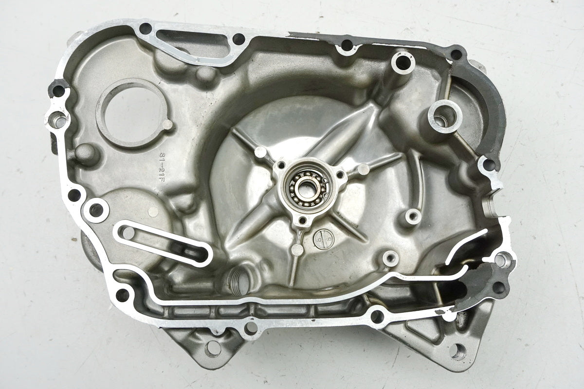SUZUKI UH 125 BP BURGMAN K2-K6 Alternator Cover Engine Motor Cover