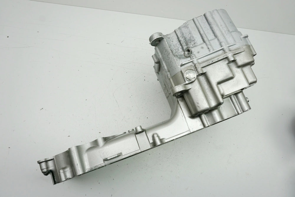 SUZUKI UH 125 BP BURGMAN K2-K6 Engine Housing Crankcase (for engine)