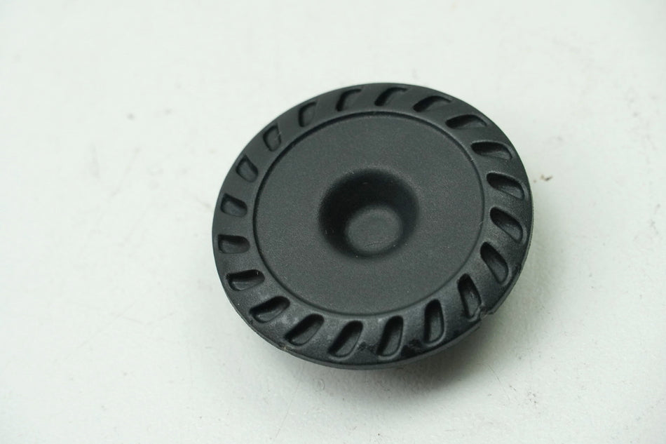 BMW R nine T Urban G/S 0J41 Screws Swingarm Rear Bearing Pin Cover