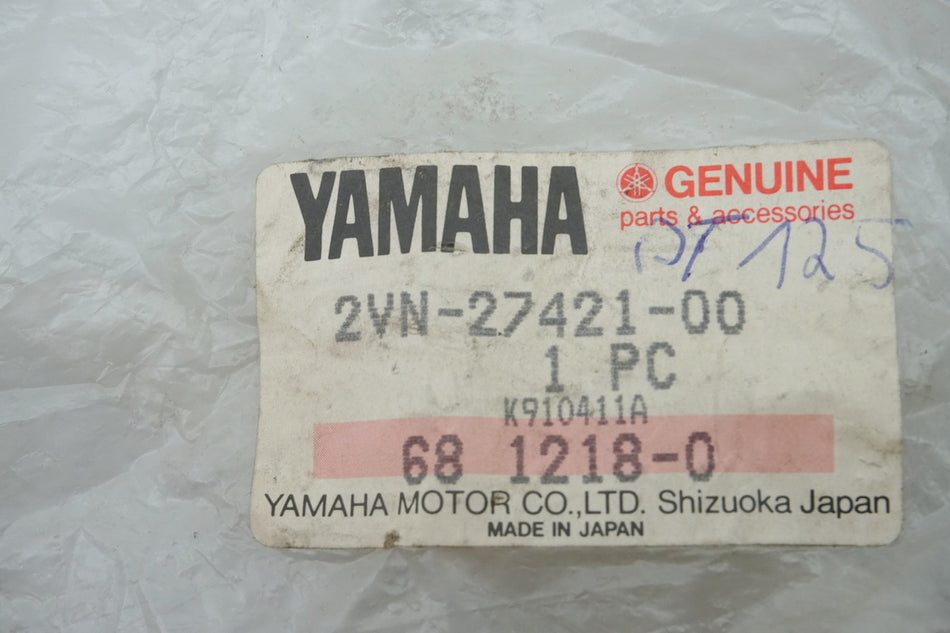 Yamaha Footpeg Rider Right Footrest original 2VN-27421-00 DT TDR YZ - NEW