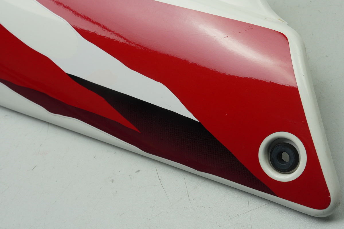 Yamaha TZR 250 3XV SP Heckverkleidung rechts Seitenteil Abdeckung Heck Cover