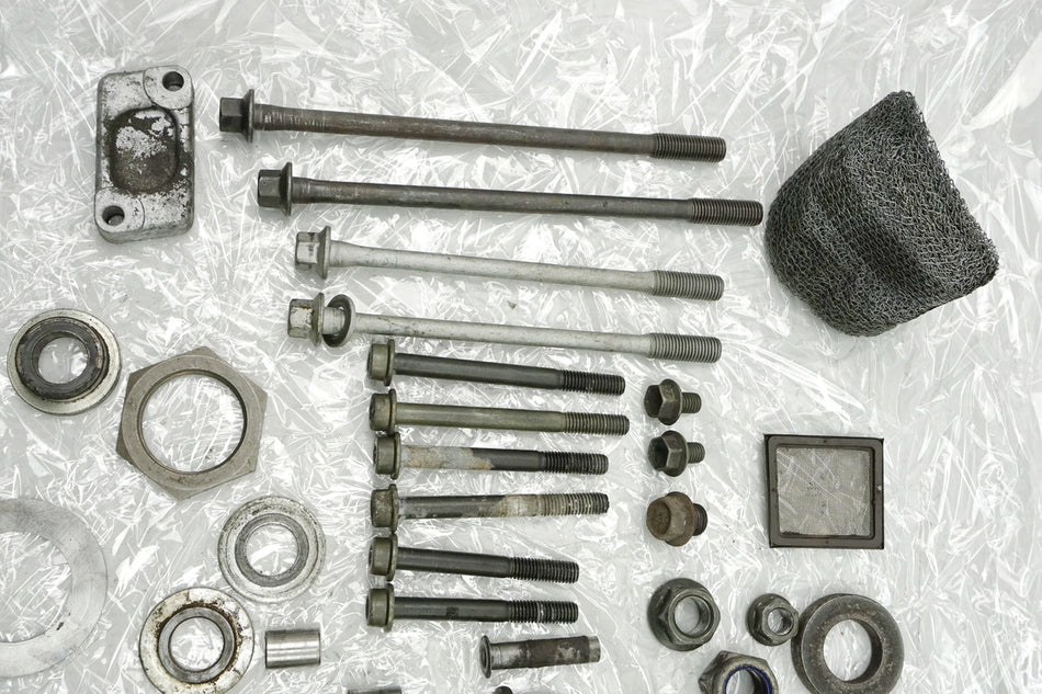 SUZUKI UH 125 BP BURGMAN K2-K6 Schrauben & Kleinteile (für Motor)