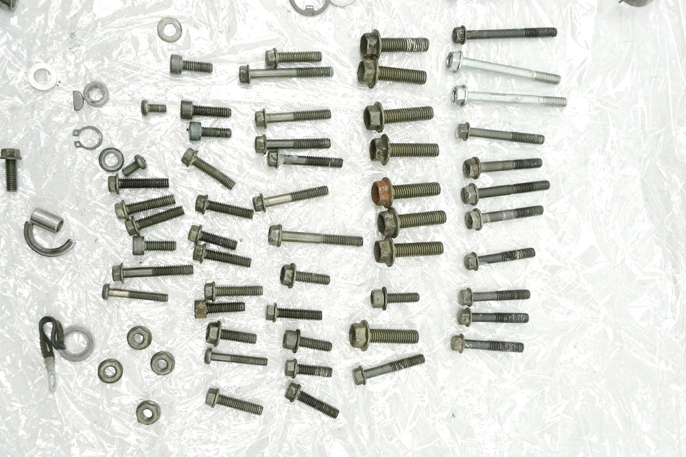 SUZUKI UH 125 BP BURGMAN K2-K6 Screws & Small Parts (for Engine)