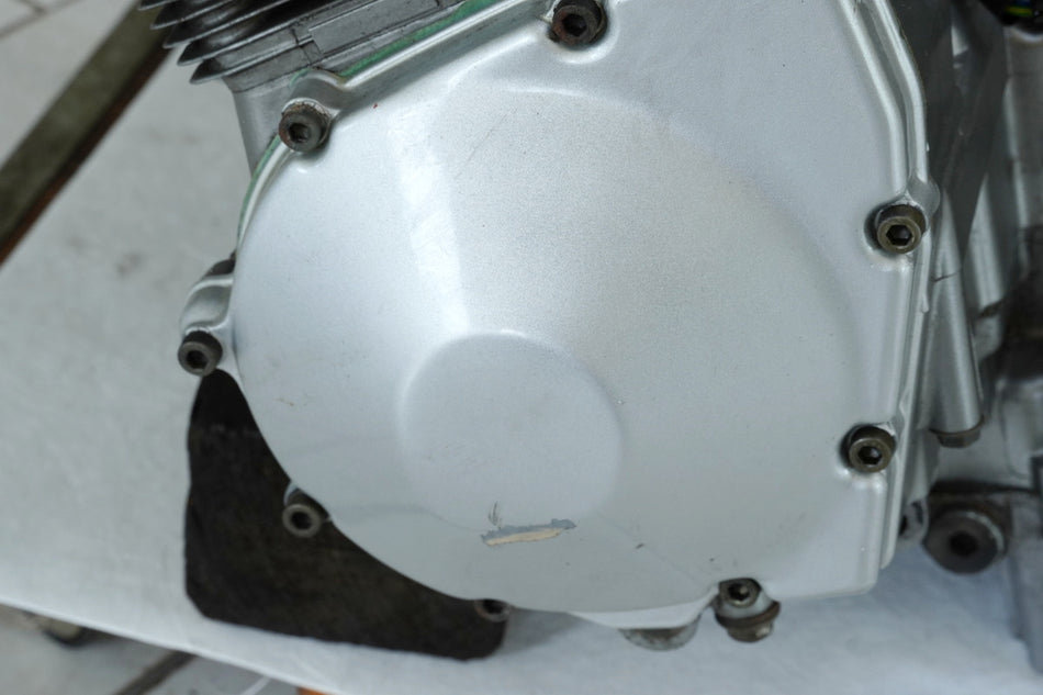 SUZUKI GSX 600 F AJ MOTOR ENGINE KURBELWELLE ZYLINDERKOPF GETRIEBE - 26868 KM