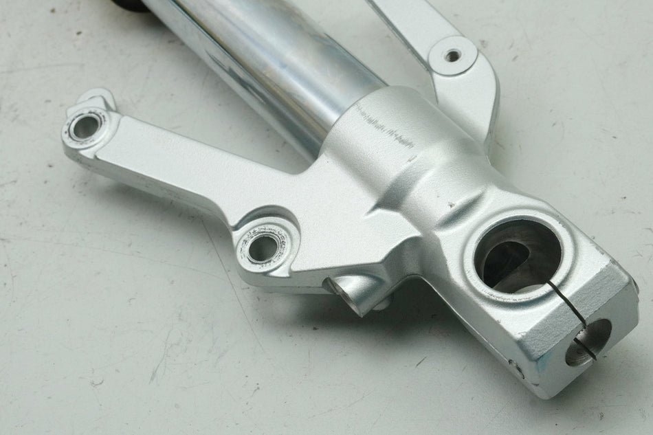 YAMAHA YZF R1 RN01 RN04 Horquilla derecha Barras deslizantes para horquilla 98-01