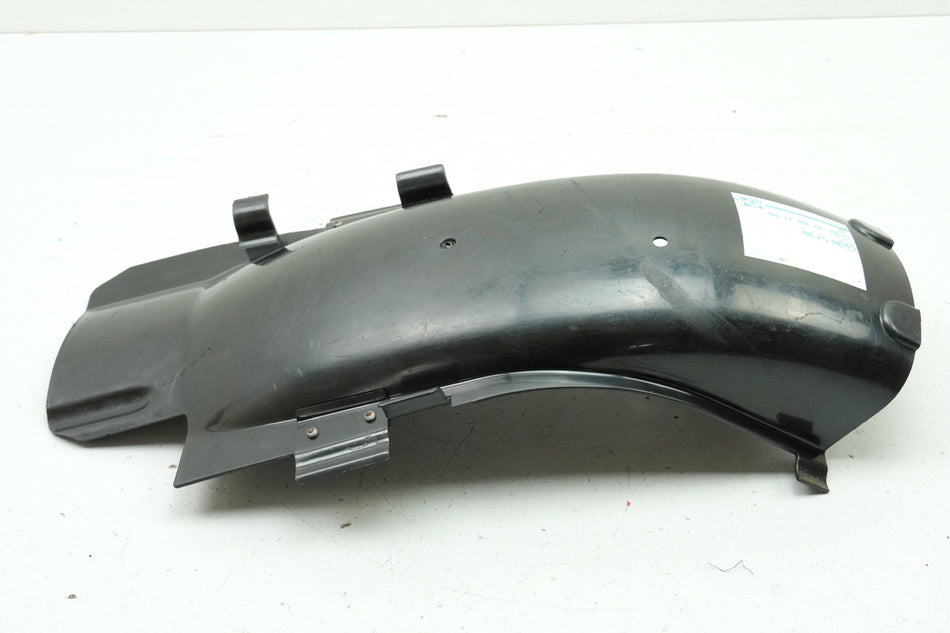 SUZUKI GN 125 NF41 Guardabarros trasero Paso de rueda Guardabarros interior