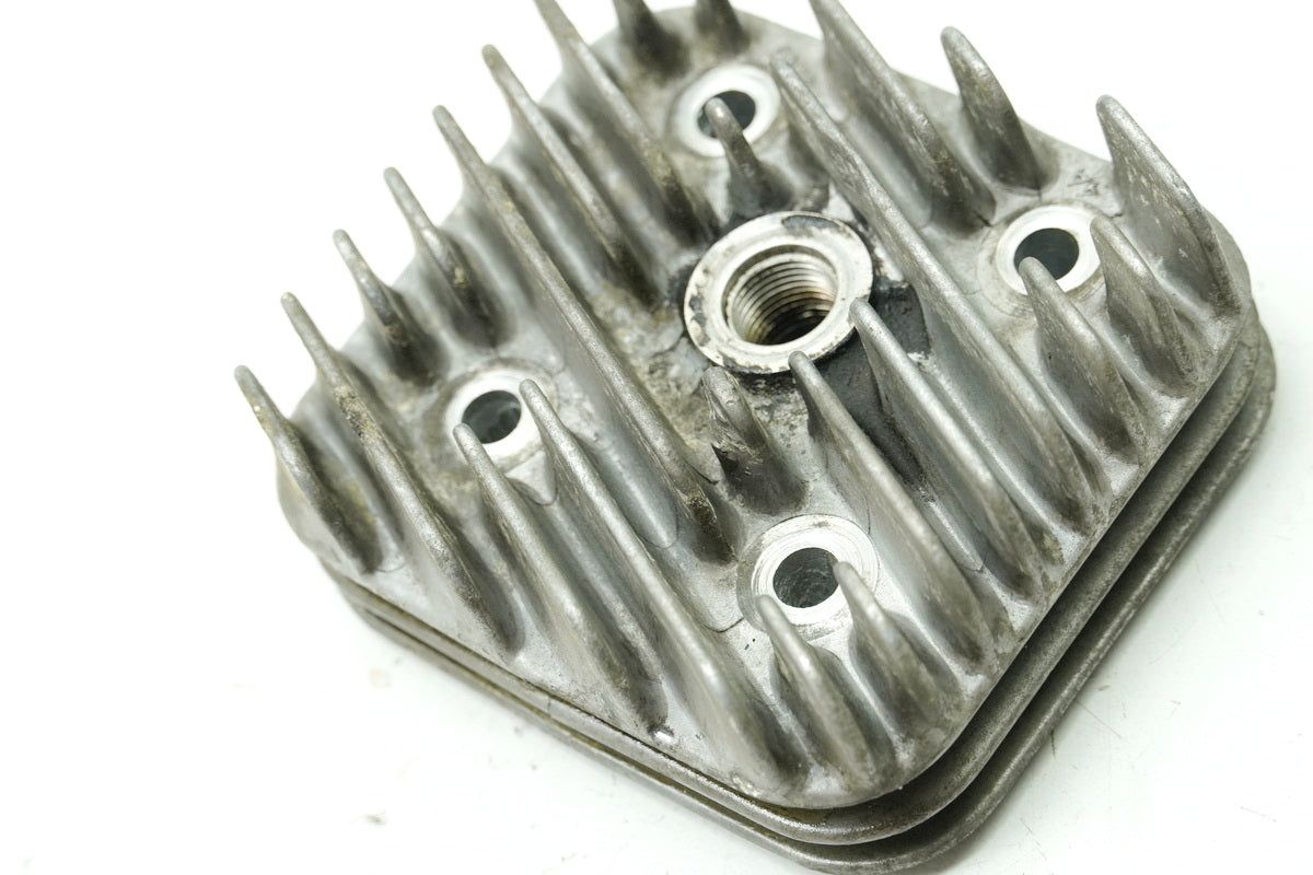 PIAGGIO SFERA 50 C01 Tapa de culata (para motor)