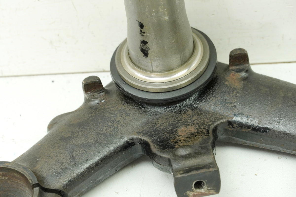 HONDA CB 250 G CB250G Tija inferior (para tubo de horquilla) 74-77