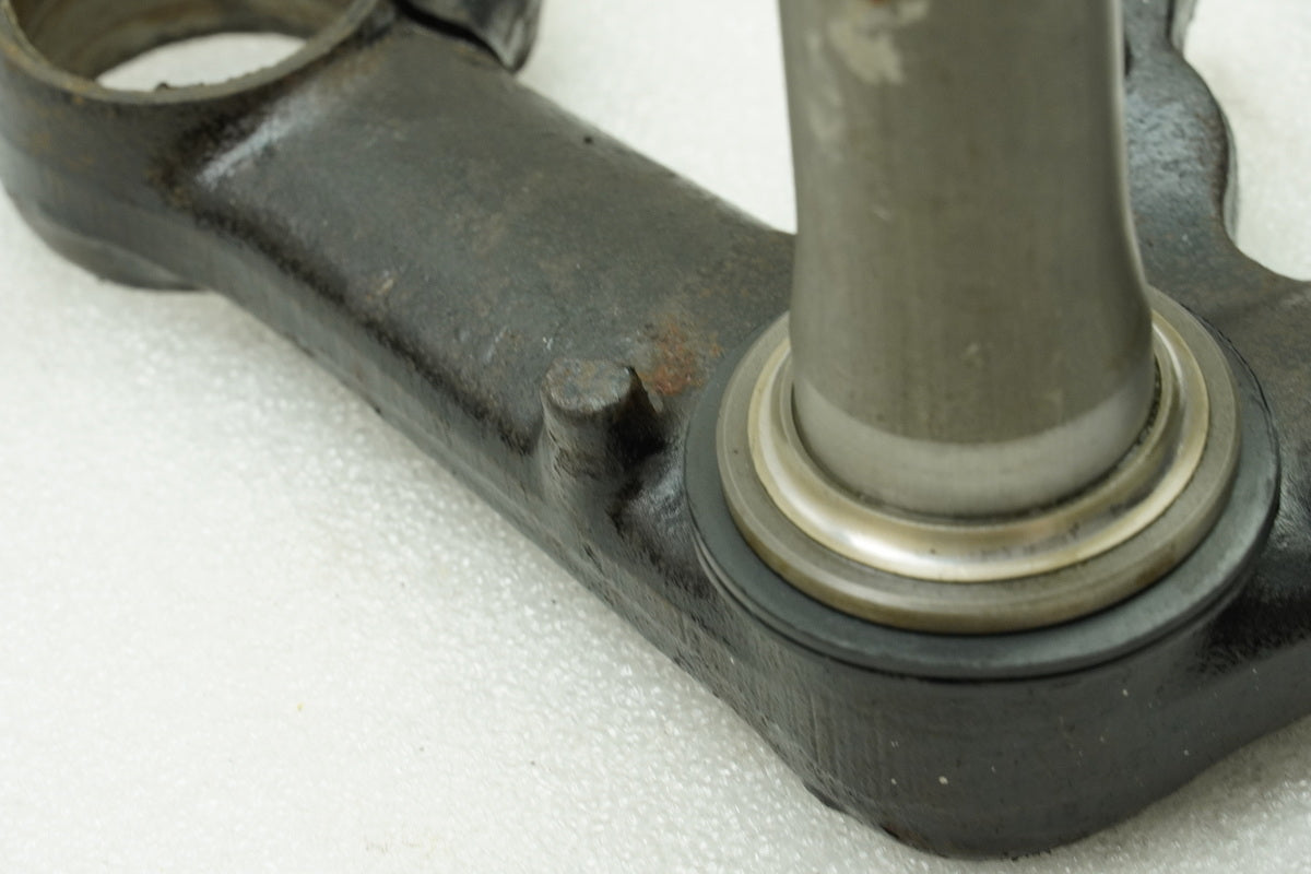 HONDA CB 250 G CB250G Tija inferior (para tubo de horquilla) 74-77