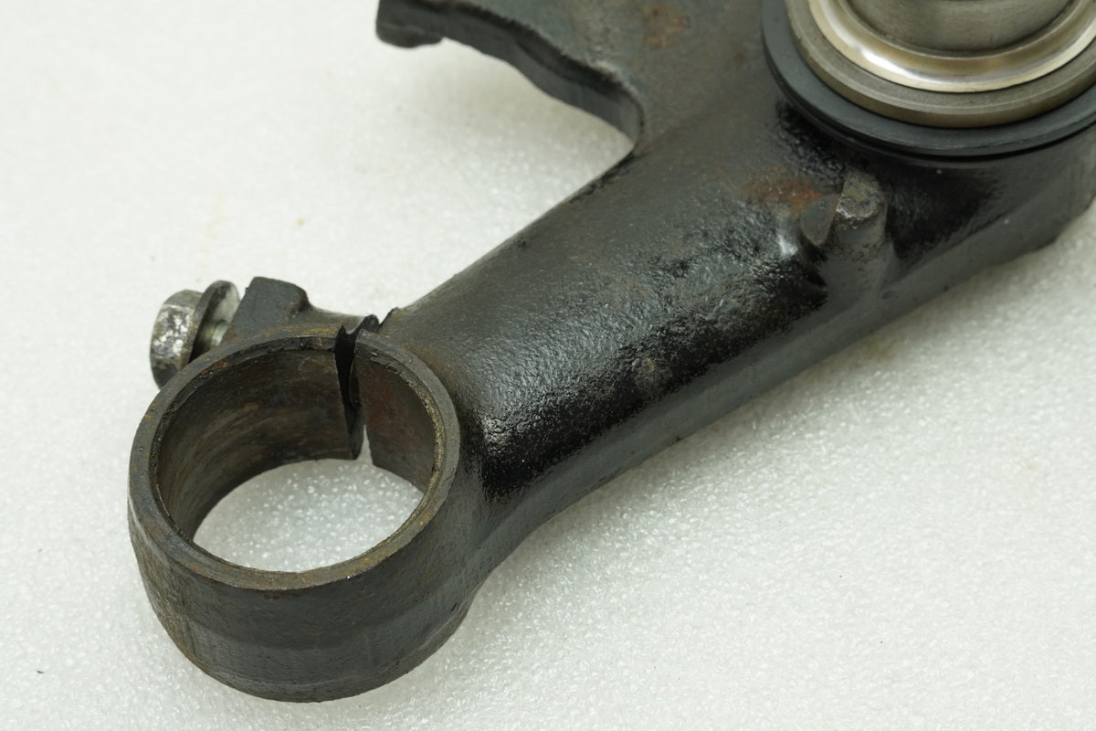 HONDA CB 250 G CB250G Tija inferior (para tubo de horquilla) 74-77