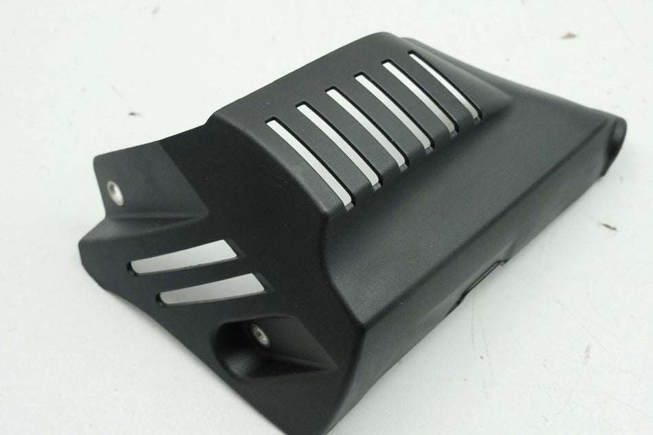 BMW R nine T Urban G/S 0J41 Cylinder Cover Bottom Left Engine Cover