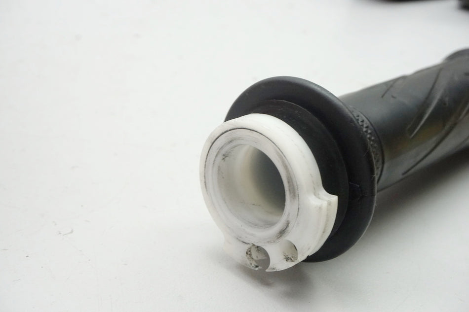 YAMAHA YZF R1 RN01 RN04 Puño de acelerador Empuñadura de goma 98-01