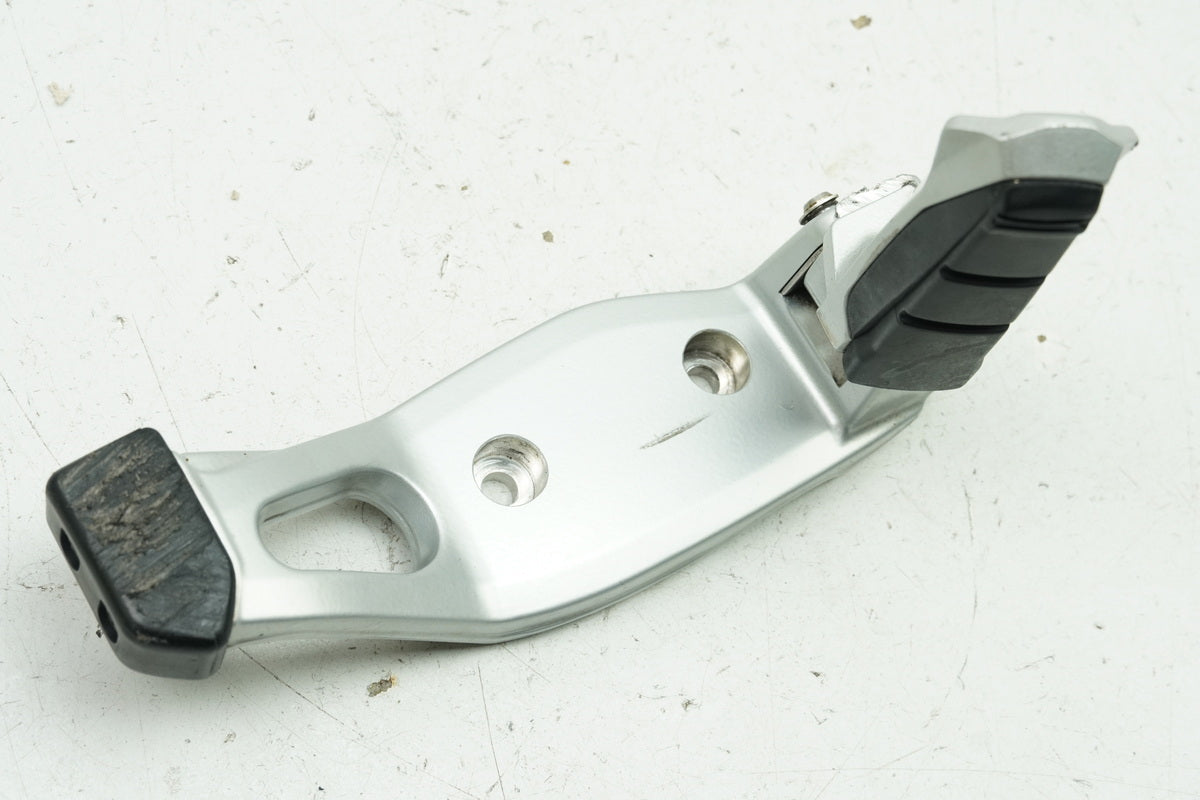 BMW R 1150 R R21 Footrest Carrier Pillion Left Footrest Bracket Mounting Plate