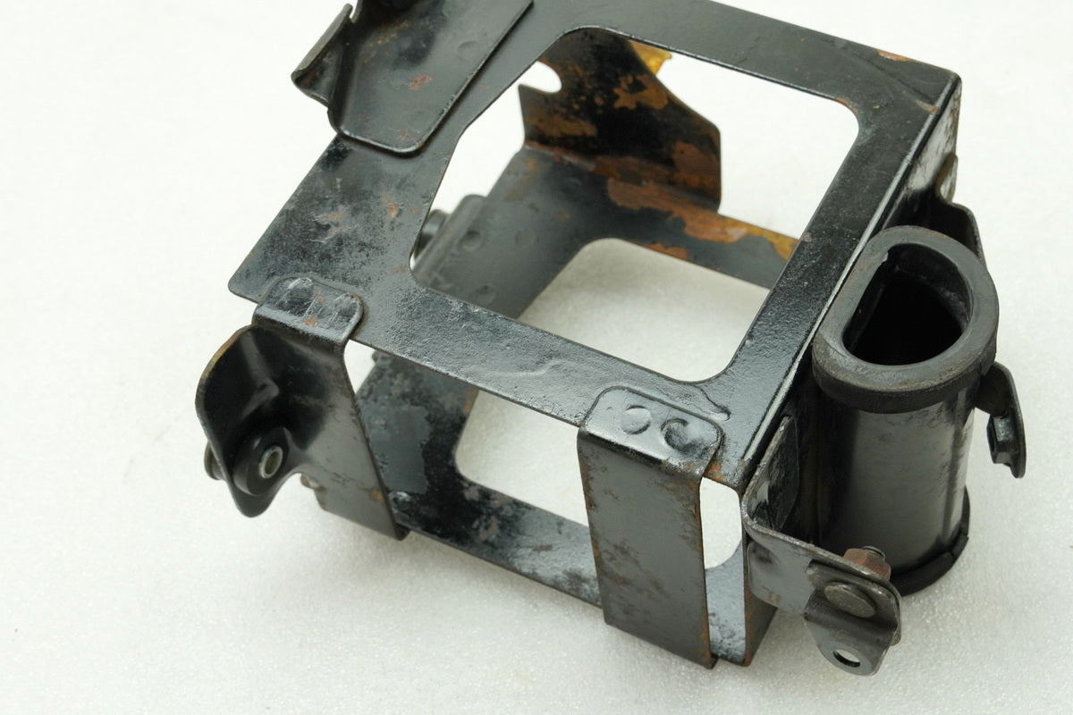 HONDA CB 250 G CB250G Batteriekasten Batteriefach Halter Batterie 74-77