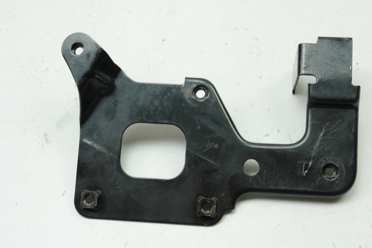 HONDA NTV 650 RC33 REVERE Soporte Regulador de voltaje Placa de sujeción Rectificador