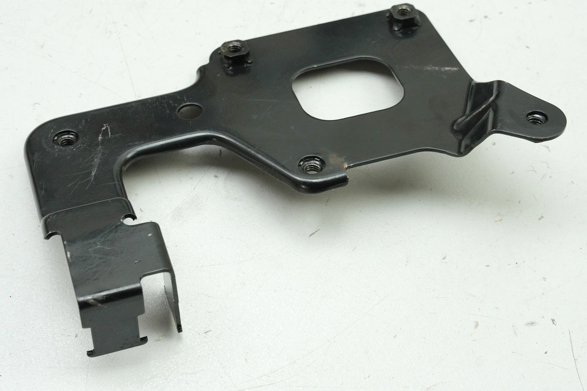 HONDA NTV 650 RC33 REVERE Soporte Regulador de voltaje Placa de sujeción Rectificador