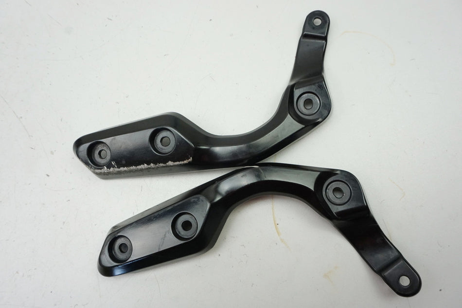 YAMAHA XSR 900 RN43 Soporte Guardabarros delantero Refuerzo Placa de soporte Sujeción