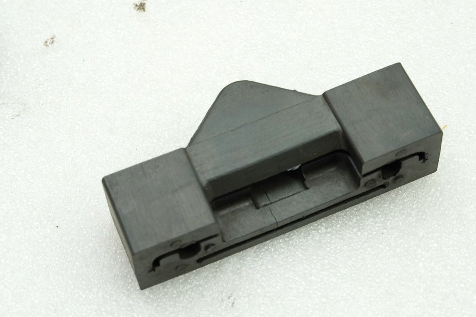 HONDA CB 250 G CB250G Tank Rubbers Support Dampers Holder Tank Mounting Rubber 74-77
