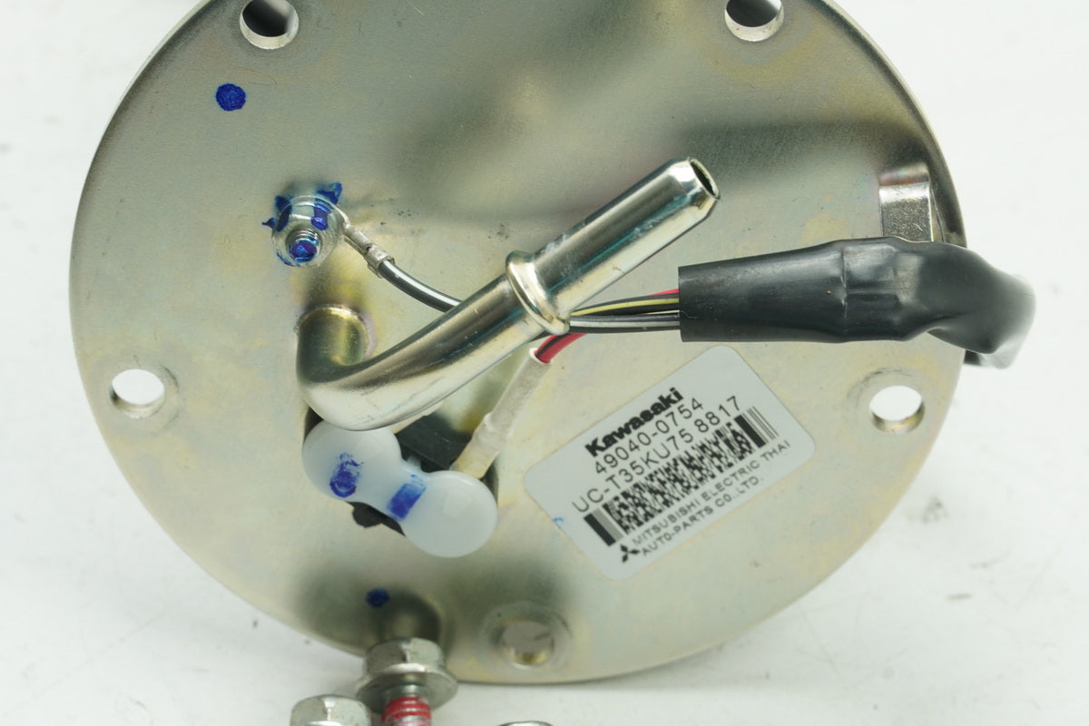 KAWASAKI Z 650 ER650HA2 Fuel Pump original (for tank)