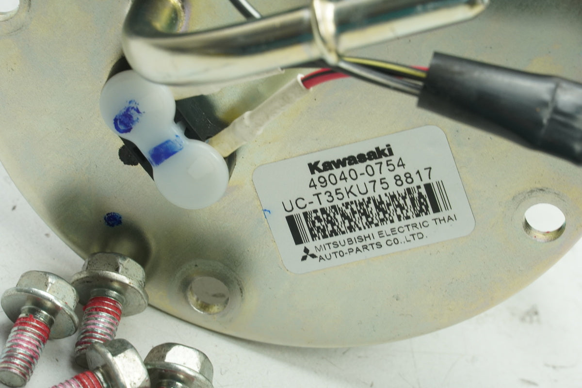 KAWASAKI Z 650 ER650HA2 Fuel Pump original (for tank)